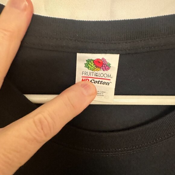 I'm with Creepy, Halloween, Large Black Graphic Tee. - Picture 5 of 10